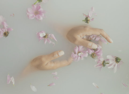 ZADBAJ O SKÓRĘ I DŁONIE